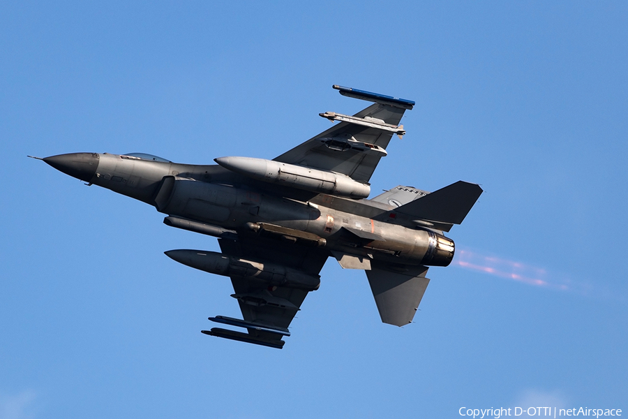 Royal Netherlands Air Force General Dynamics F-16AM Fighting Falcon (J-516) | Photo 154205