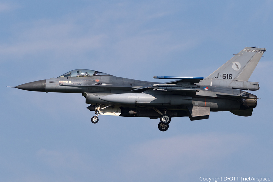Royal Netherlands Air Force General Dynamics F-16AM Fighting Falcon (J-516) | Photo 154510