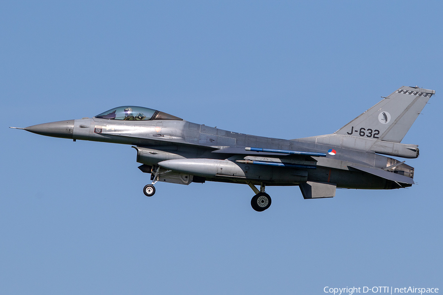 Royal Netherlands Air Force General Dynamics F-16AM Fighting Falcon (J-632) | Photo 240058