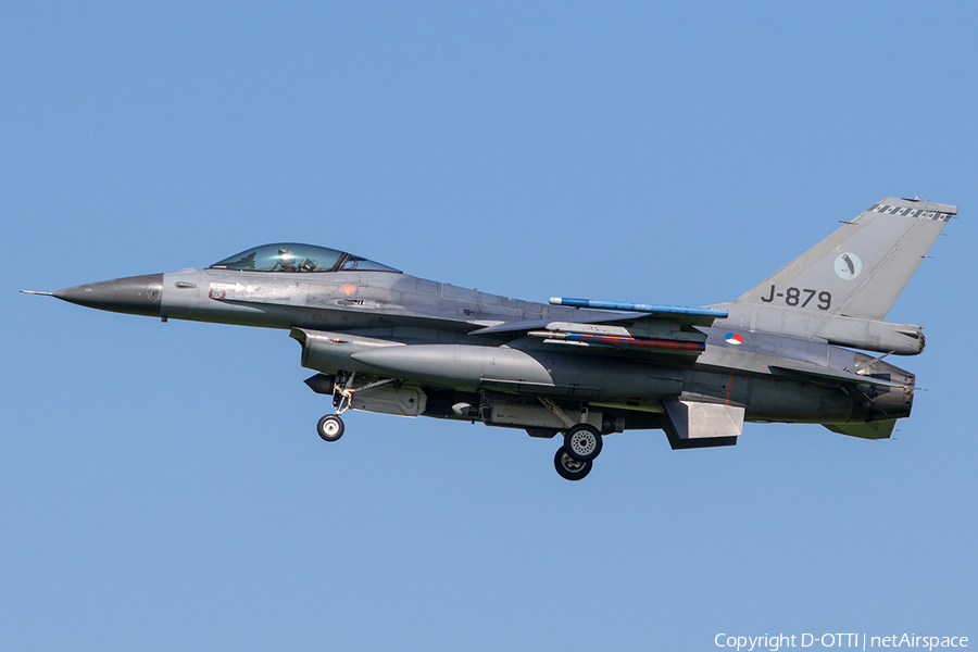 Royal Netherlands Air Force General Dynamics F-16AM Fighting Falcon (J-879) | Photo 240044