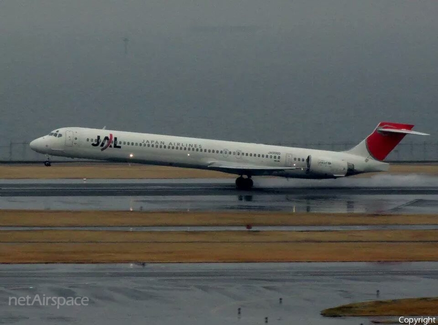 Japan Airlines - JAL McDonnell Douglas MD-90-30 (JA006D) | Photo 62062