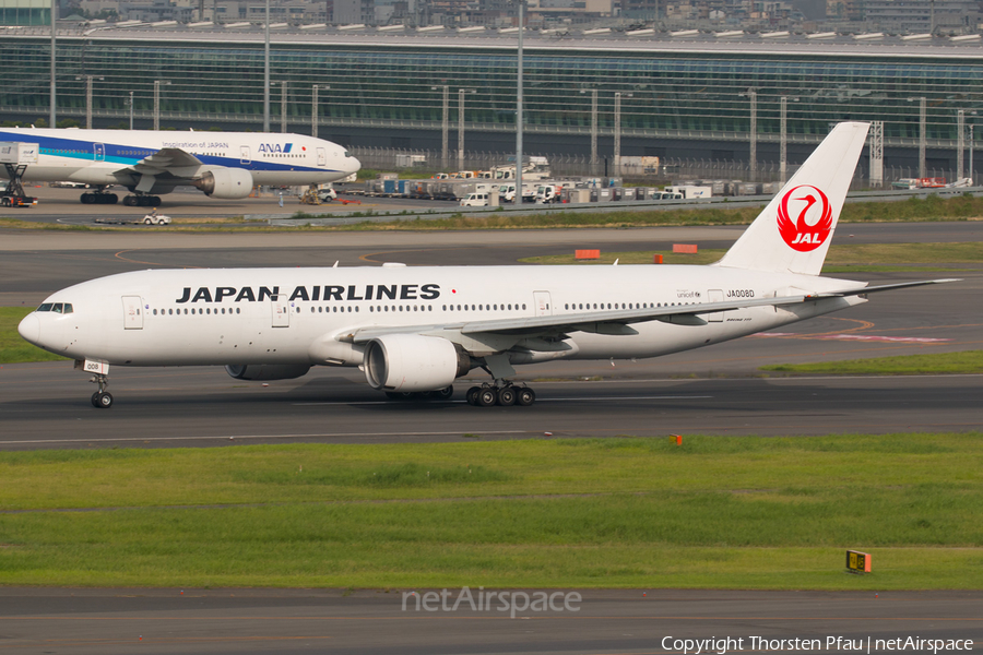 Japan Airlines - JAL Boeing 777-289 (JA008D) | Photo 80651