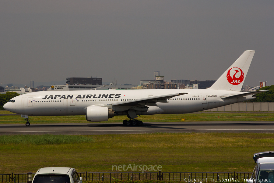Japan Airlines - JAL Boeing 777-289 (JA008D) | Photo 77389