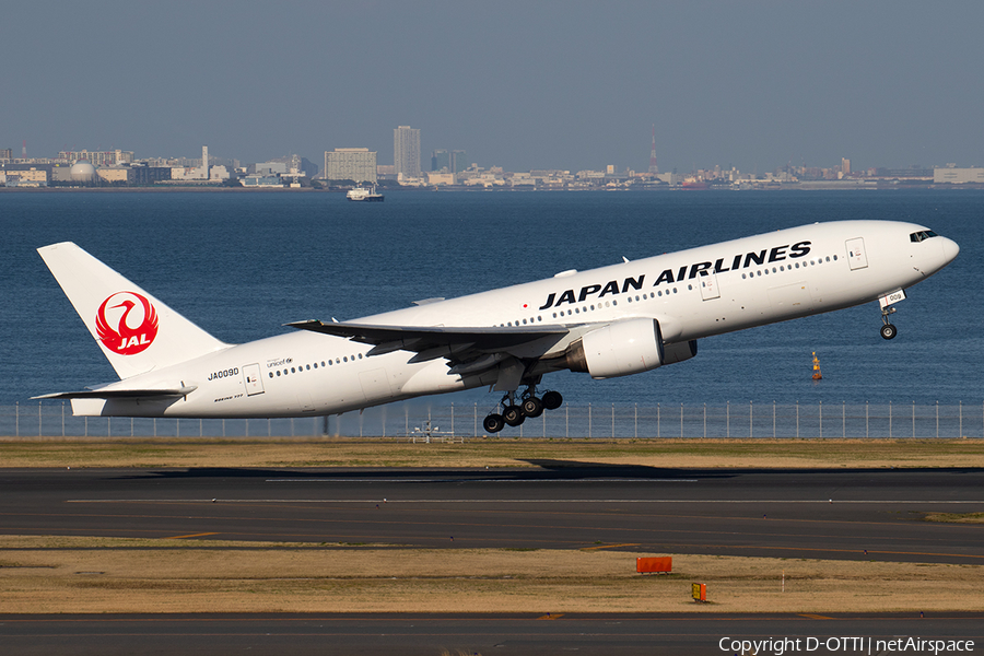 Japan Airlines - JAL Boeing 777-289 (JA009D) | Photo 380104