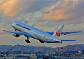 Japan Airlines - JAL Boeing 777-289 (JA009D) at  Osaka - Itami International, Japan