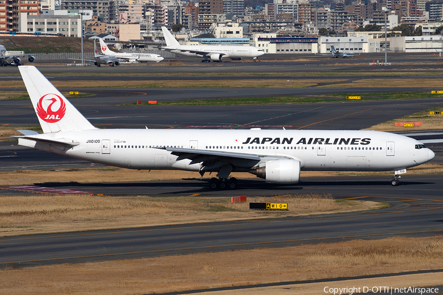 Japan Airlines - JAL Boeing 777-289 (JA010D) | Photo 382038