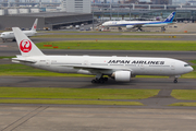 Japan Airlines - JAL Boeing 777-289 (JA010D) at  Tokyo - Haneda International, Japan