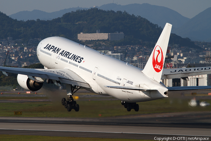 Japan Airlines - JAL Boeing 777-289 (JA010D) | Photo 419019