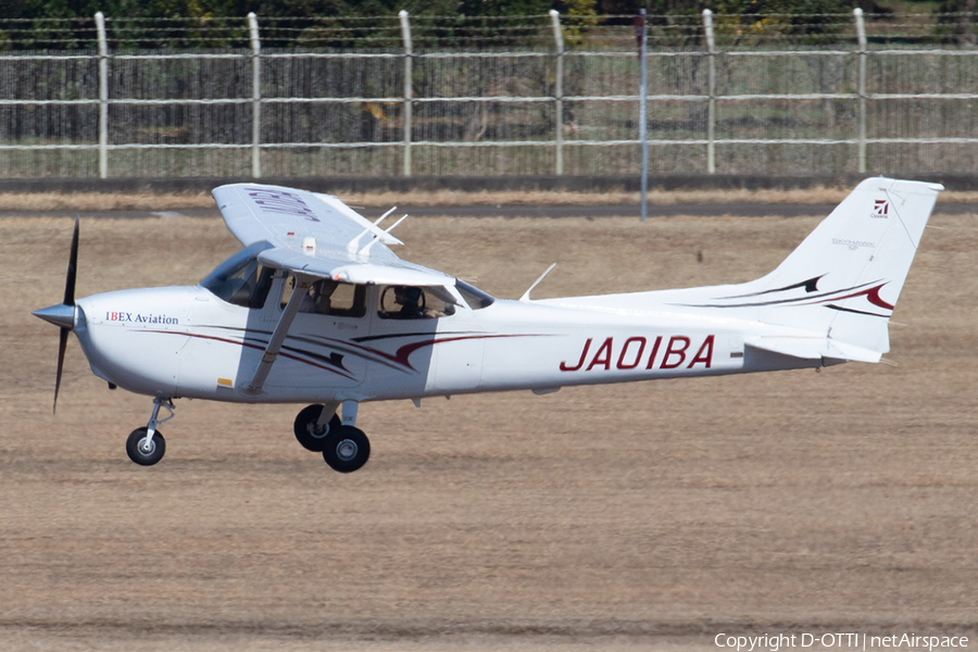 IBEX Aviation Cessna 172S Skyhawk SP (JA01BA) | Photo 386013