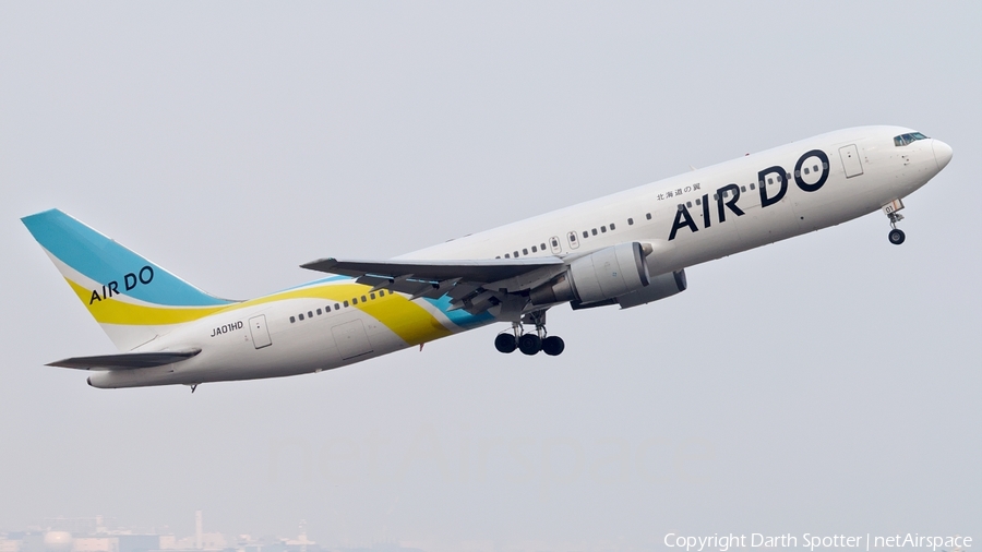 Hokkaido International Airlines - Air Do Boeing 767-33A(ER) (JA01HD) | Photo 204023