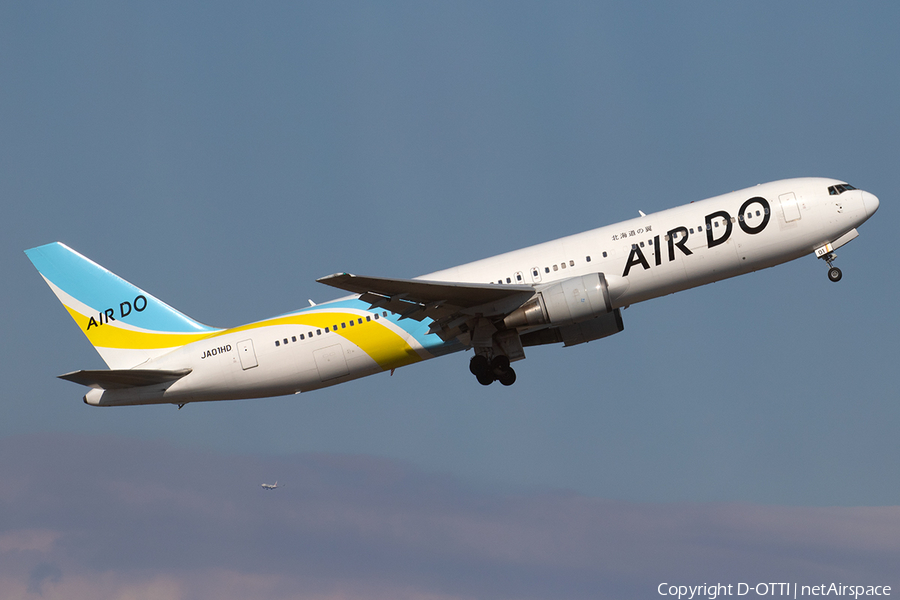 Hokkaido International Airlines - Air Do Boeing 767-33A(ER) (JA01HD) | Photo 380098