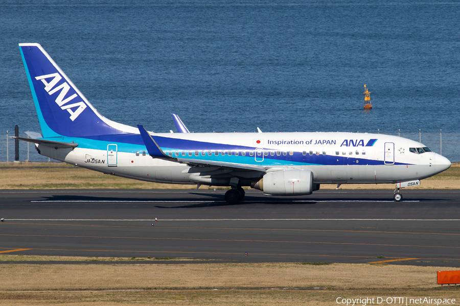 All Nippon Airways - ANA Boeing 737-781 (JA05AN) | Photo 380102