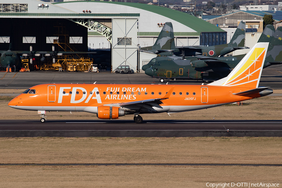 Fuji Dream Airlines Embraer ERJ-175STD (ERJ-170-200STD) (JA05FJ) | Photo 395097