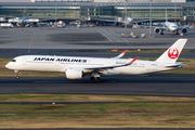 Japan Airlines - JAL Airbus A350-941 (JA05XJ) at  Tokyo - Haneda International, Japan