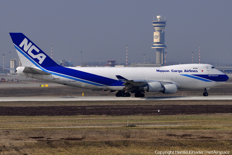 Nippon Cargo Airlines Boeing 747-4KZF (JA07KZ) | Photo 308932