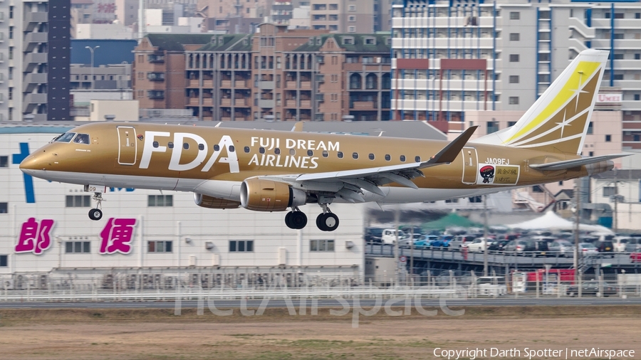 Fuji Dream Airlines Embraer ERJ-175STD (ERJ-170-200STD) (JA09FJ) | Photo 203895