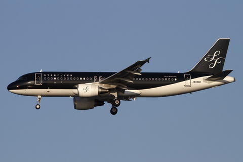 Starflyer Airbus A320-214 (JA09MC) at  Tokyo - Haneda International, Japan