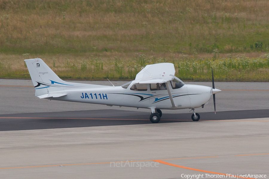 (Private) Cessna 172S Skyhawk SP (JA111H) | Photo 81116