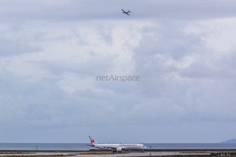 Japan Airlines - JAL Airbus A350-941 (JA16XJ) at  Okinawa - Naha, Japan