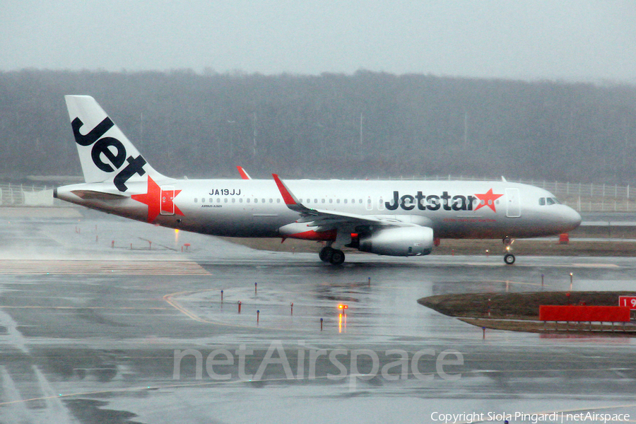 Jetstar Japan Airbus A320-232 (JA19JJ) | Photo 360678
