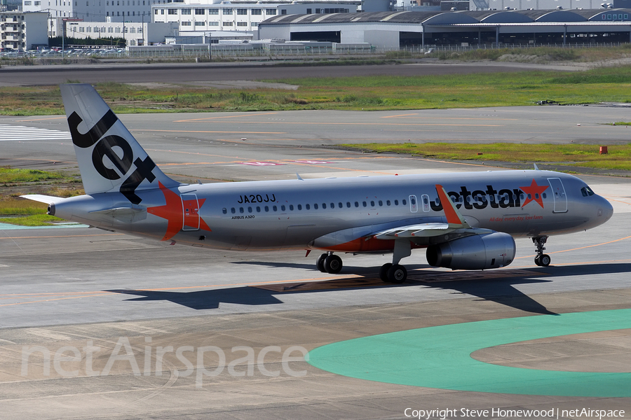 Jetstar Japan Airbus A320-232 (JA20JJ) | Photo 672749