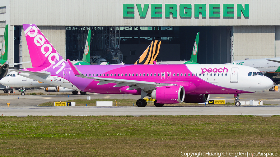 Peach Airbus A320-251N (JA214P) | Photo 646043