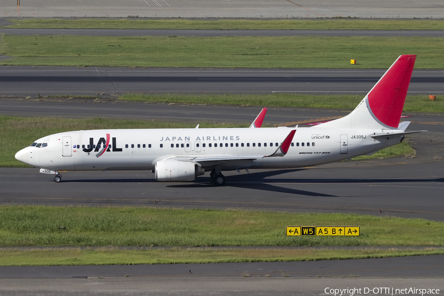Japan Airlines - JAL Boeing 737-846 (JA305J) | Photo 418364