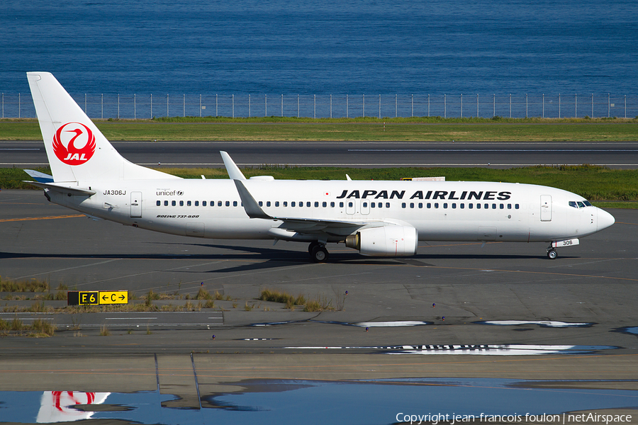 Japan Airlines - JAL Boeing 737-846 (JA306J) | Photo 130300