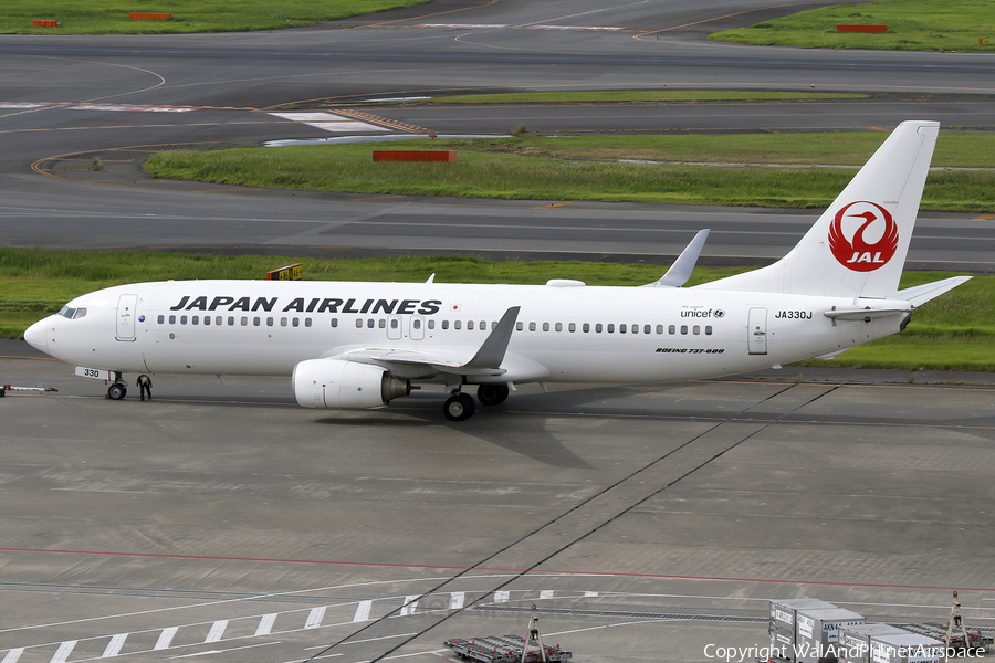 Japan Airlines - JAL Boeing 737-846 (JA330J) | Photo 650291