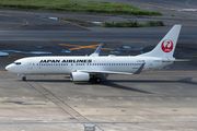 Japan Airlines - JAL Boeing 737-846 (JA332J) at  Tokyo - Haneda International, Japan