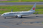 Japan Airlines - JAL Boeing 737-846 (JA334J) at  Tokyo - Haneda International, Japan