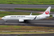 Japan Airlines - JAL Boeing 737-846 (JA335J) at  Tokyo - Haneda International, Japan