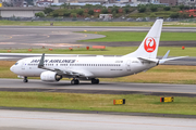 Japan Airlines - JAL Boeing 737-846 (JA336J) at  Osaka - Itami International, Japan