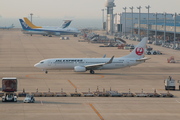 Japan Airlines - JAL Boeing 737-846 (JA341J) at  Nagoya - Chubu Centrair International, Japan