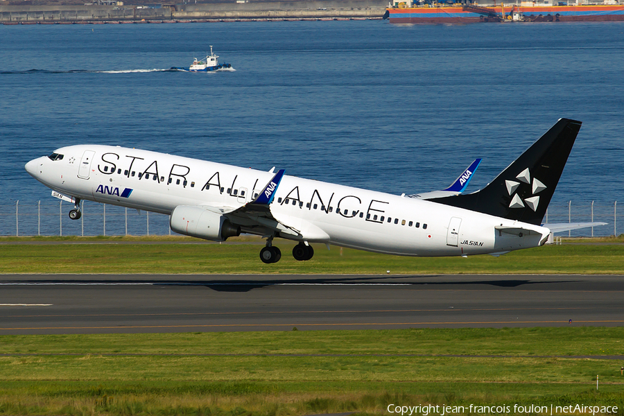 All Nippon Airways - ANA Boeing 737-881 (JA51AN) | Photo 130396
