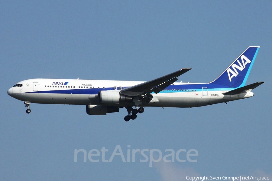 All Nippon Airways - ANA Boeing 767-381(ER) (JA607A) | Photo 11546