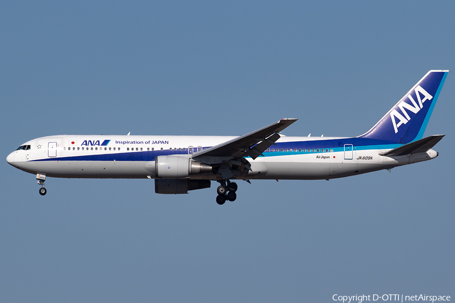 All Nippon Airways - ANA Boeing 767-381(ER) (JA609A) | Photo 401161