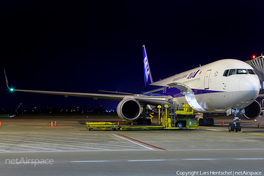All Nippon Airways - ANA Boeing 767-381(ER) (JA623A) | Photo 65848