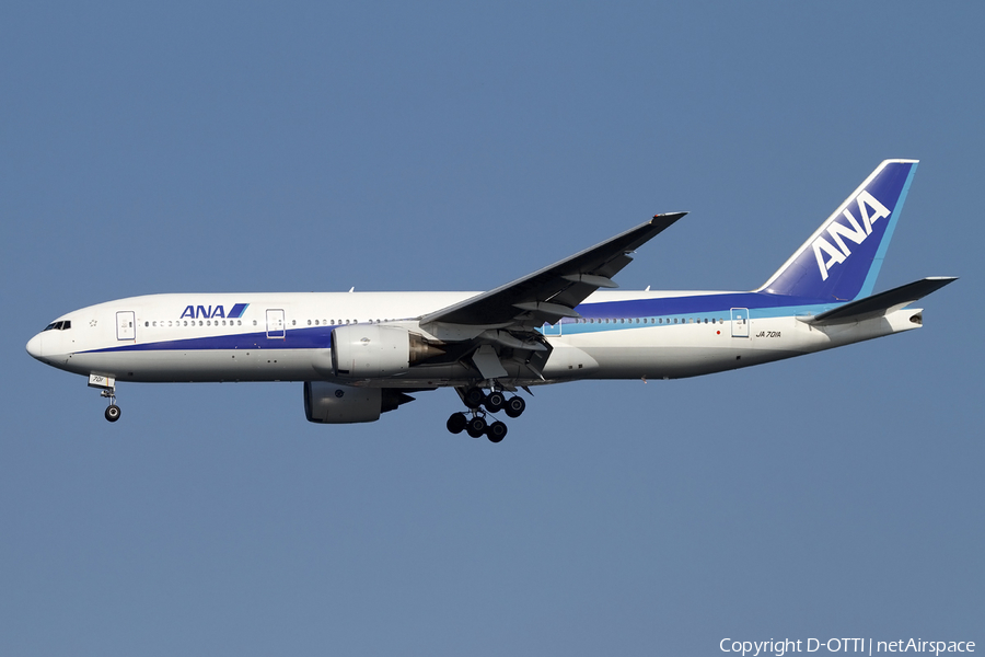 All Nippon Airways - ANA Boeing 777-281 (JA701A) | Photo 418662