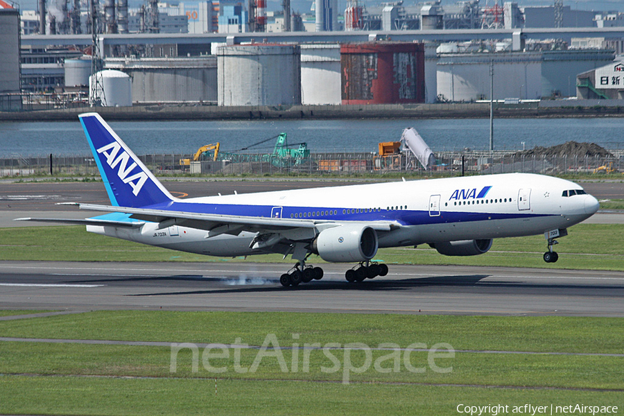 All Nippon Airways - ANA Boeing 777-281 (JA703A) | Photo 213640