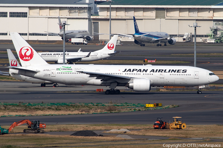 Japan Airlines - JAL Boeing 777-246(ER) (JA705J) | Photo 392449