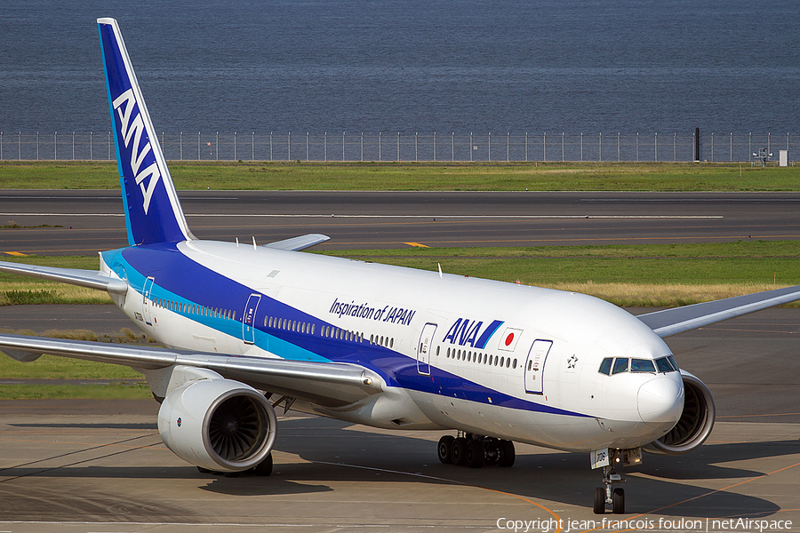All Nippon Airways - ANA Boeing 777-281 (JA706A) | Photo 170793