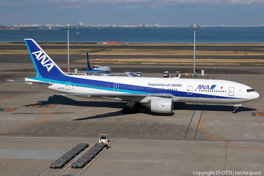 All Nippon Airways - ANA Boeing 777-281(ER) (JA707A) | Photo 380099