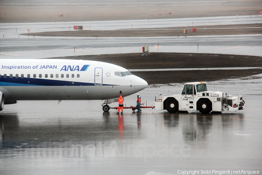 All Nippon Airways - ANA Boeing 737-881 (JA70AN) | Photo 360677