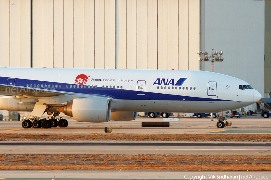 All Nippon Airways - ANA Boeing 777-281(ER) (JA715A) | Photo 12870