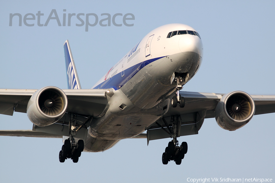 All Nippon Airways - ANA Boeing 777-281(ER) (JA715A) | Photo 51334