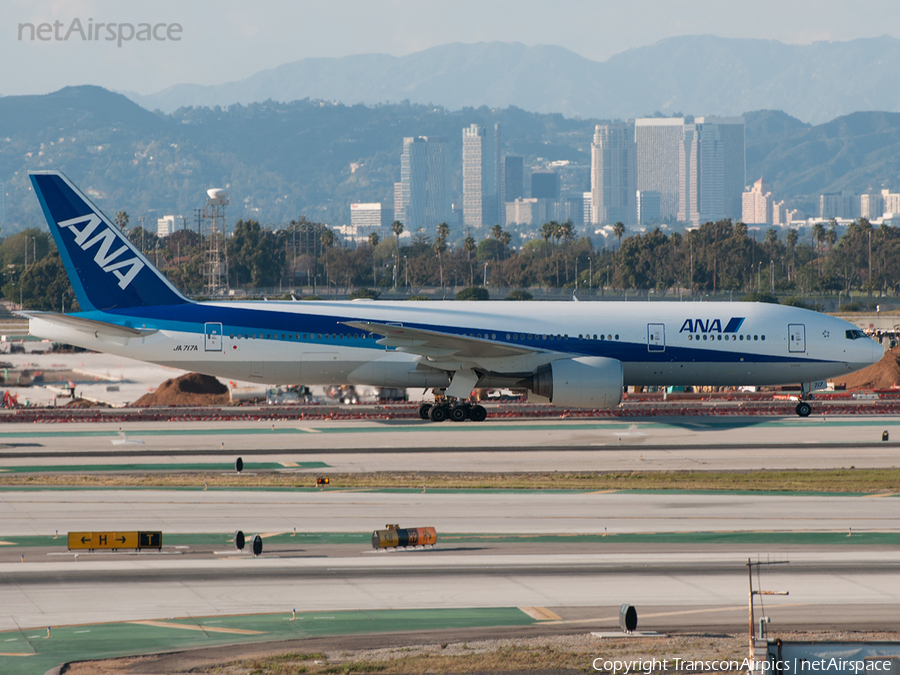 All Nippon Airways - ANA Boeing 777-281(ER) (JA717A) | Photo 19082