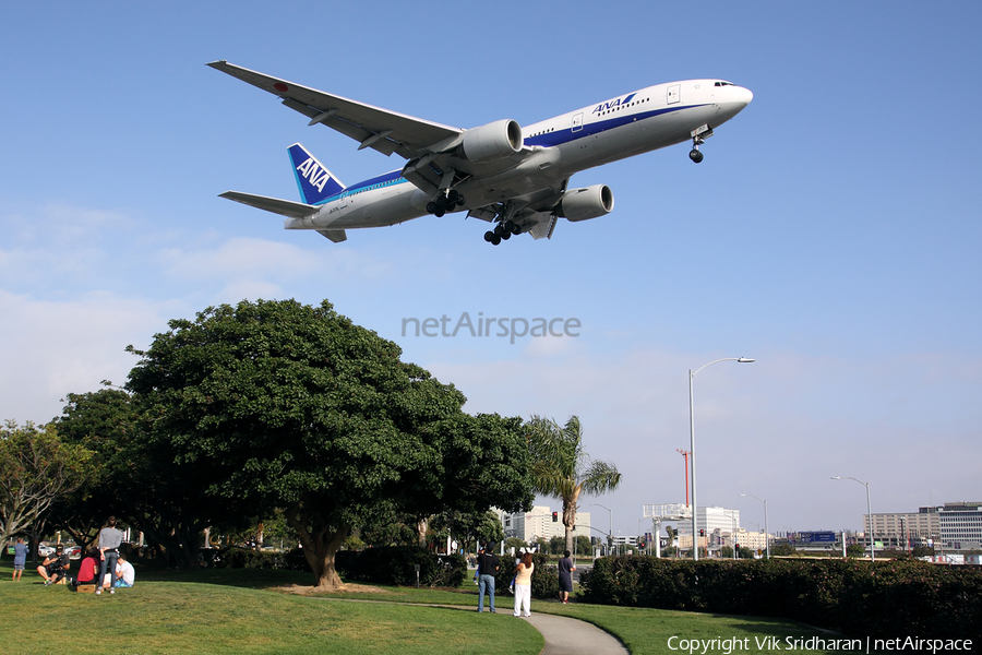 All Nippon Airways - ANA Boeing 777-281(ER) (JA717A) | Photo 26983