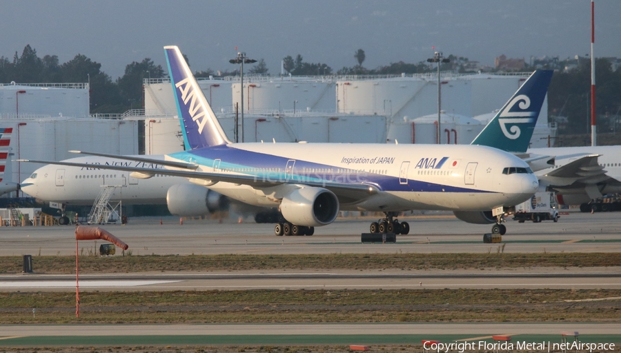 All Nippon Airways - ANA Boeing 777-281(ER) (JA717A) | Photo 321810