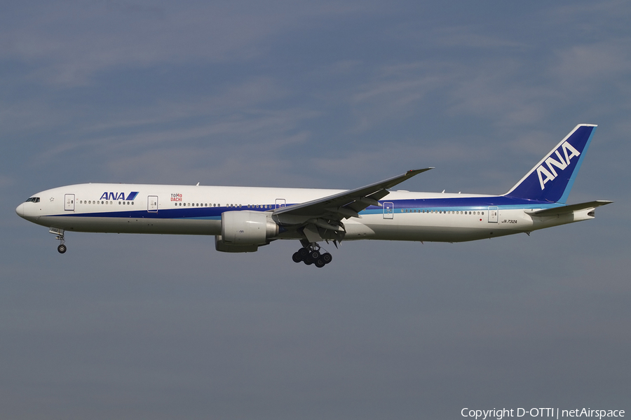 All Nippon Airways - ANA Boeing 777-381(ER) (JA732A) | Photo 419456